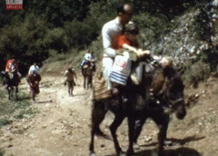 Ανεβαίνοντας στη Μονή Μεγάλου Σπηλαίου 1971 (βίντεο)