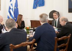 Εθνικό απολυτήριο: Στόχος να αρχίσει η εφαρμογή του από το σχολικό έτος 2027- 2028, δεν καταργούνται οι Πανελλαδικές
